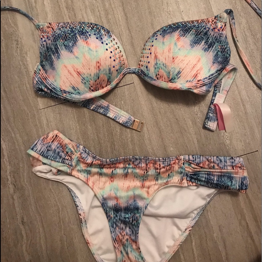 Victoria secret bikini set